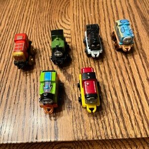 Lot Of 6 Thomas the Train  Micro minis